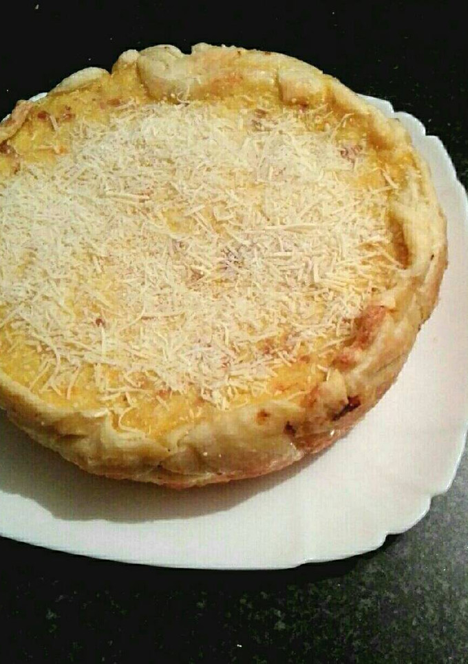 Una foto de Pastel de tortilla de patata en hojaldre rellena en la olla gm g