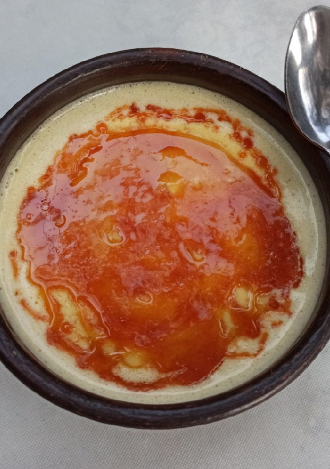 Una foto de Postre crema catalana fácil