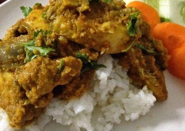 Simple Way to  Chicken Sukka (Dry Chicken Curry)