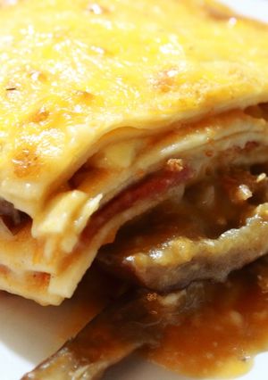 Una foto de Lasaña (pasticho) de berenjena y de carne