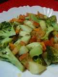 Salada quente agridoce com gorgonzola