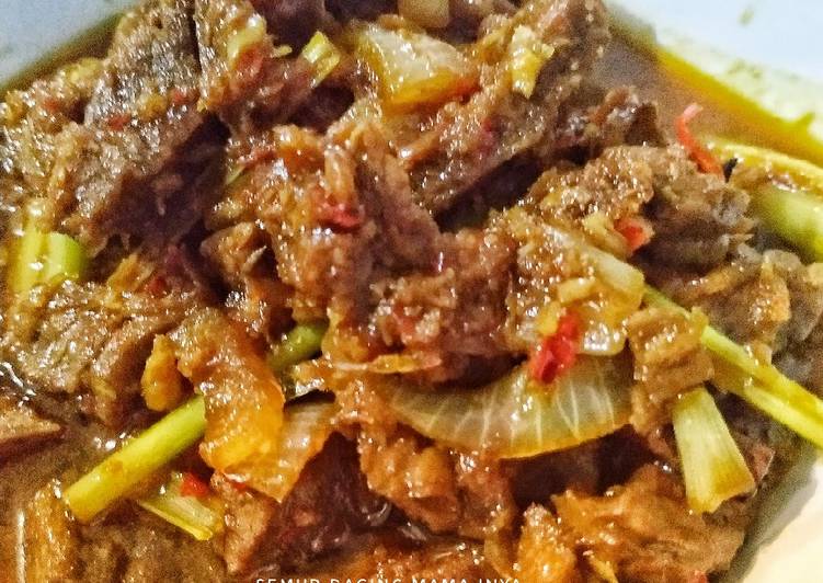 Cara Gampang Menyiapkan Semur Daging yang Enak Banget