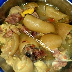A picture of Simple Cowleg pepper soup.