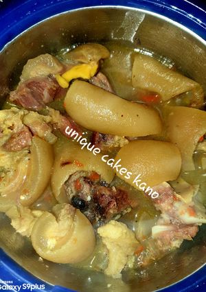 A picture of Simple Cowleg pepper soup.