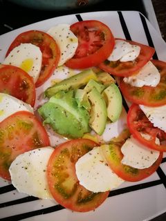 Una foto de Ensalada de tomate