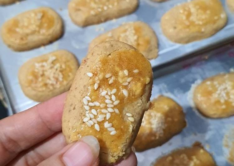 Kue kering kacang tanah