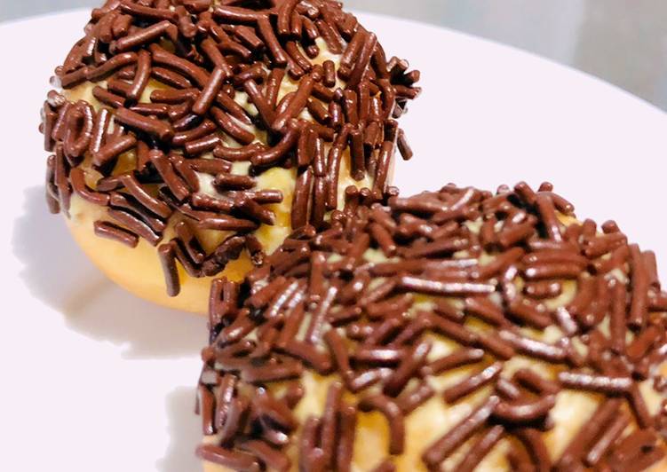 Cara Gampang Membuat 20🍒 Donat empuk takaran sendok (kuning telur), Menggugah Selera