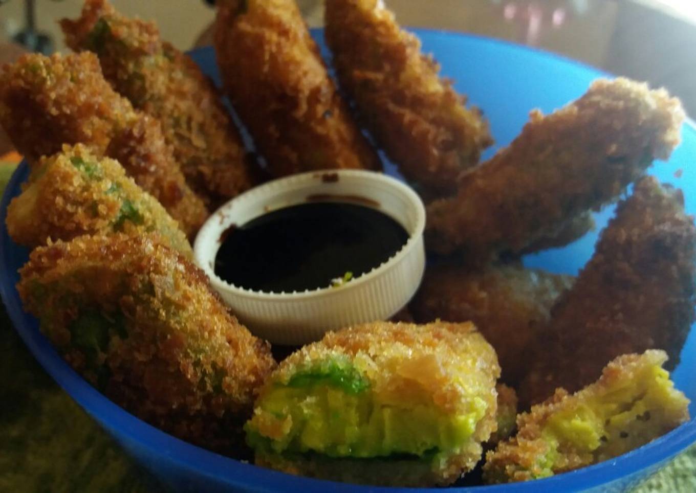 Palta / aguacate apanado en panko!