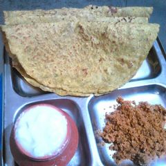A picture of Dhpate.