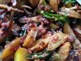 Jengkol teri dicabein