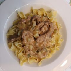 A picture of Finnish Beef Stroganoff.