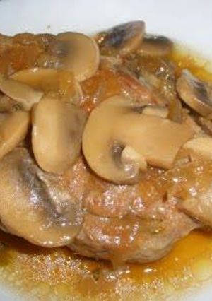 Una foto de Lomo de cerdo con salsa de champiñones