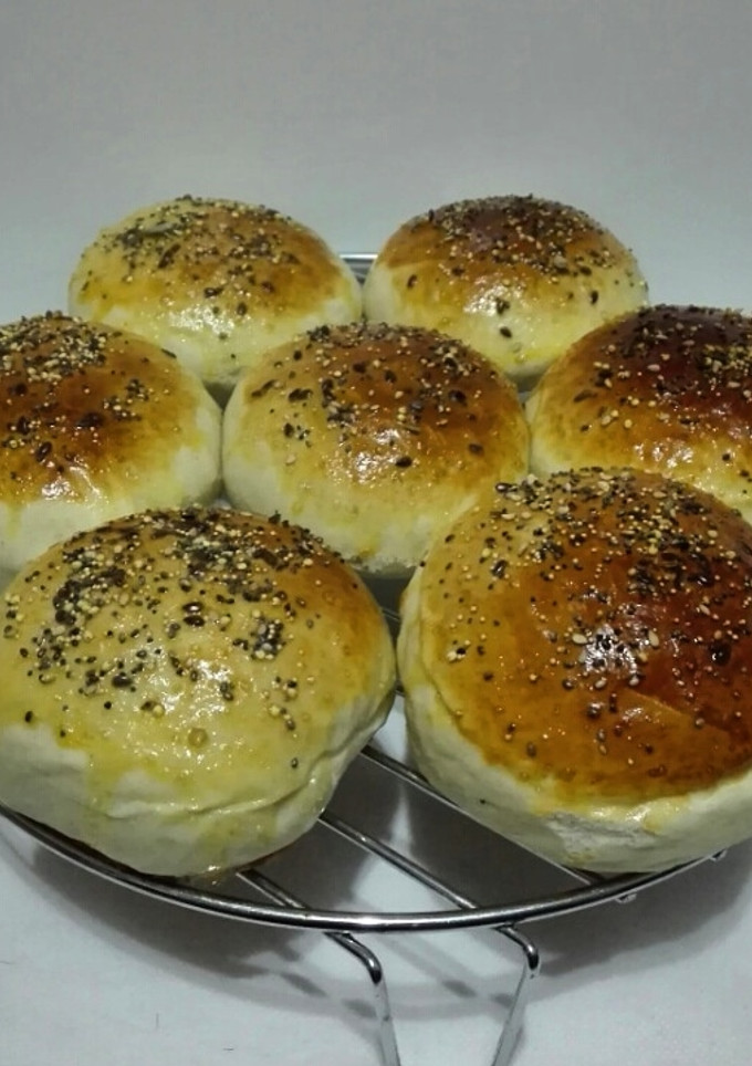 Una foto de Pan de hamburguesa (Fácil, económico y esponjoso)