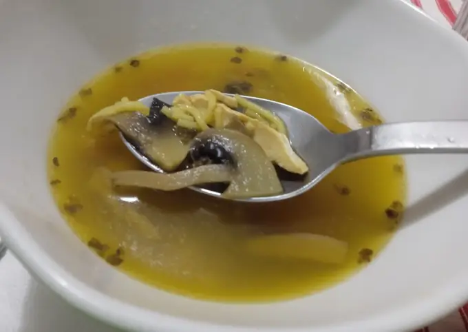Receta Sopa de pollo y champiñones