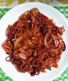 bạch tuộc xào cay