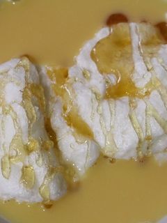 Una foto de Isla flotante en microondas