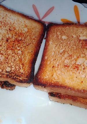 A picture of Bread sandwich.