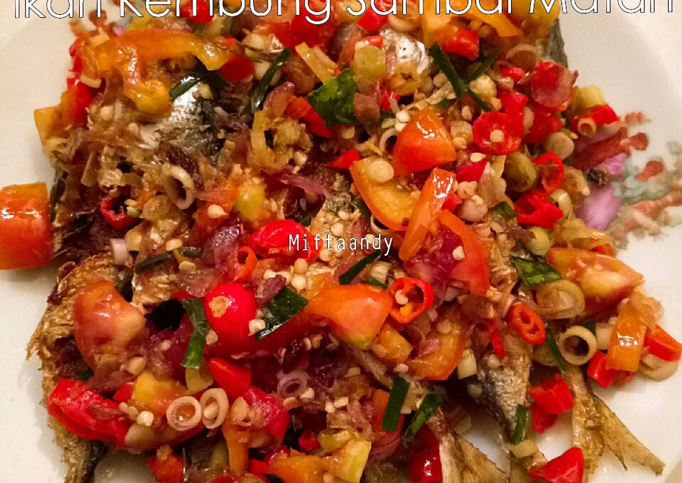 Ikan tenggiri dengan sos pedas