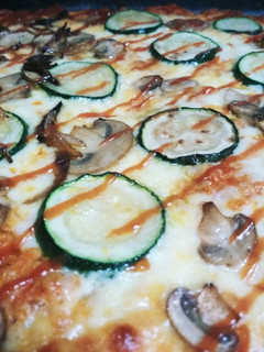 Una foto de Pizza barbacoa (de albóndigas)