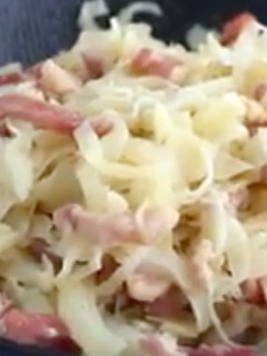 Foto de Salteado de Repolho e Bacon