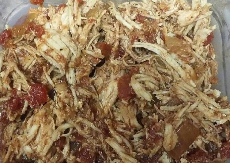 Steps to Make Homemade Shredded Mexican Chicken - Slow Cooker