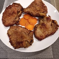 A picture of Lemon Grass Pork Chop.