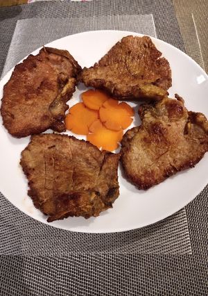 A picture of Lemon Grass Pork Chop.