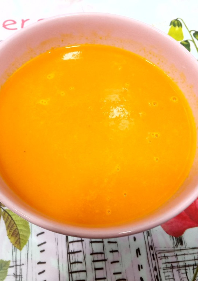 Una foto de Sopa de zanahoria con toque de comino