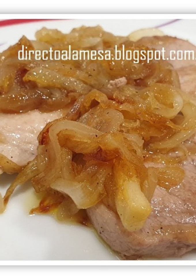 Una foto de Solomillo de cerdo encebollado