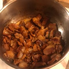 A picture of Marinaded pork belly 滷五花肉.
