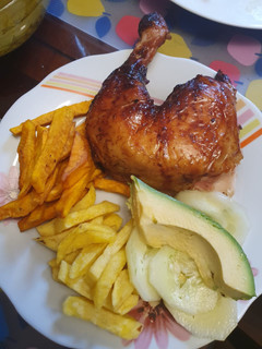 Una foto de Pollo a la brasa