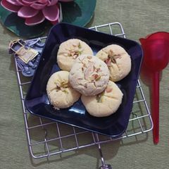 A picture of Whole wheat flour cookies.