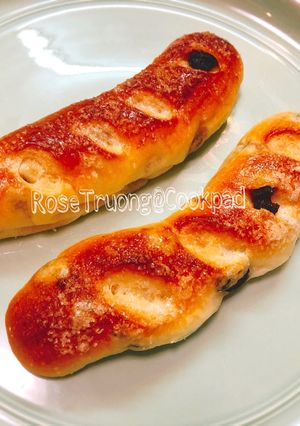Hình của món Bánh Mì Ngọt Pillow Raisins.