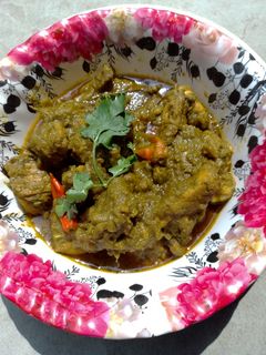 ধনিয়া চিকেন (dhaniya chicken recipe in Bengali) রেসিপির প্রধান ছবি