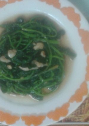 Hình của món Rau mồng tơi xào xì dầu.