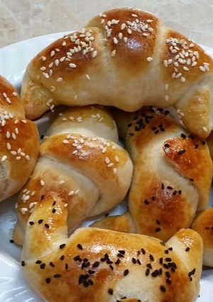 صورة لوصفة كرواسون بالجبن بعجينة العشر دقايق