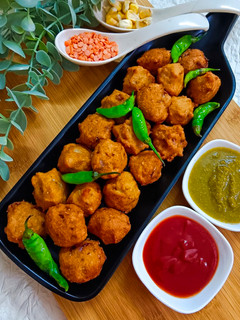 कॉर्न मसूर दाल भजिया (Corn Masoor dal bhajiya recipe in Hindi) रेसिपी मुख्य फोटो