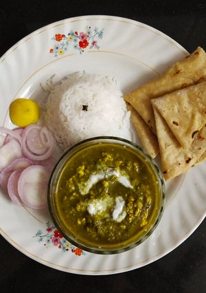 A picture of Shahi Palak Paneer.