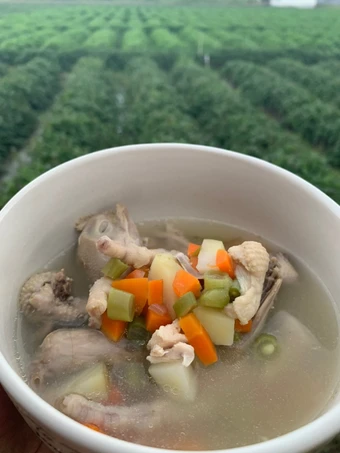 Cara Gampang Membikin Resep Sup ayam yang Sempurna Anti Ribet, Bisa Manjain Lidah