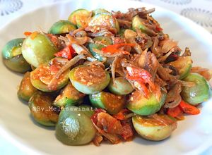 Foto resep Terong bulat oseng ikan teri