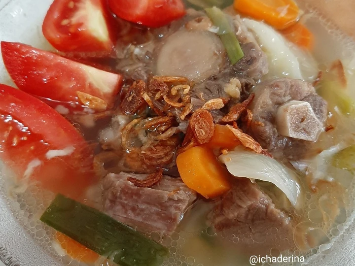 Langkah Mudah untuk Menyiapkan Resep Sop buntut daging sapi Anti Ribet, Mantap Sekali
