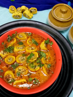 राजस्थानी गोविंद गट्टे की सब्जी (Rajasthani Govind Gatte ki sabzi recipe in Hindi) रेसिपी मुख्य फोटो