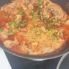 A picture of Chicken handi.