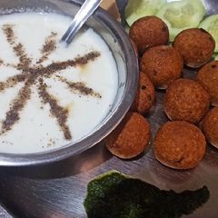 A picture of Potato kuttu balls.