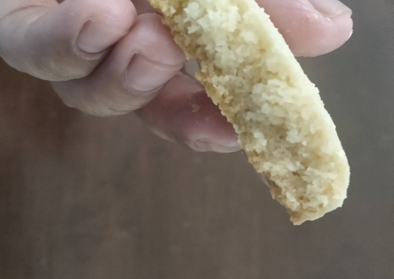 Lemon whipped shortbread