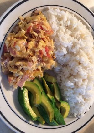 Una foto de Arroz con huevo revuelto