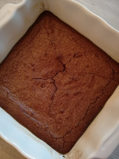 Una foto de Pastel fondant de chocolate negro