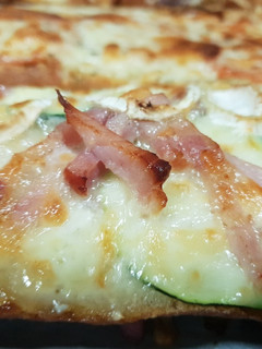 Una foto de 🍕🍕🍕Chapatas pizza 🍕🍕🍕