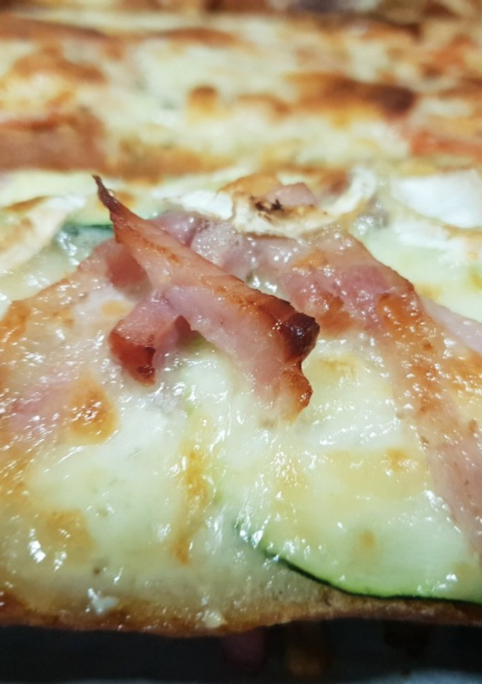 Una foto de 🍕🍕🍕Chapatas pizza 🍕🍕🍕