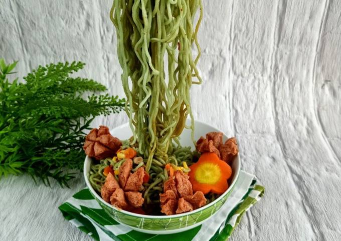 Cara bikin Mie Goreng Terbang Cara bikin Mie Goreng Terbang